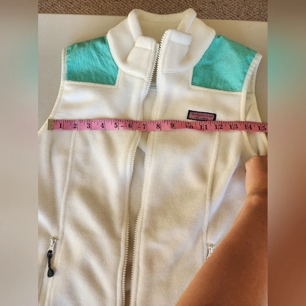 Vineyard Vines womens shep vest white & aqua size S.